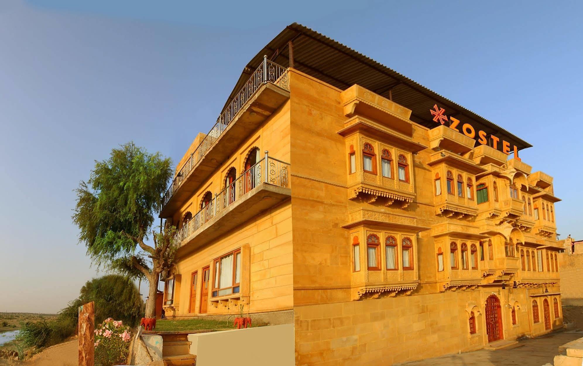 Zostel Jaisalmer Hotel ภายนอก รูปภาพ